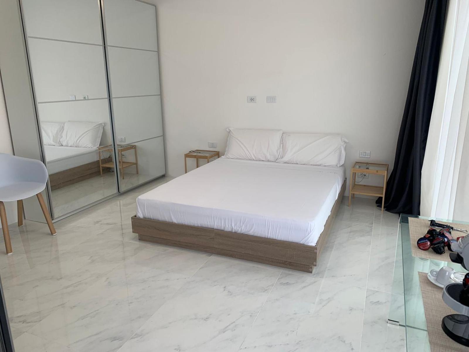 Smart Luxury Suites & Apartments Orosei Oda fotoğraf
